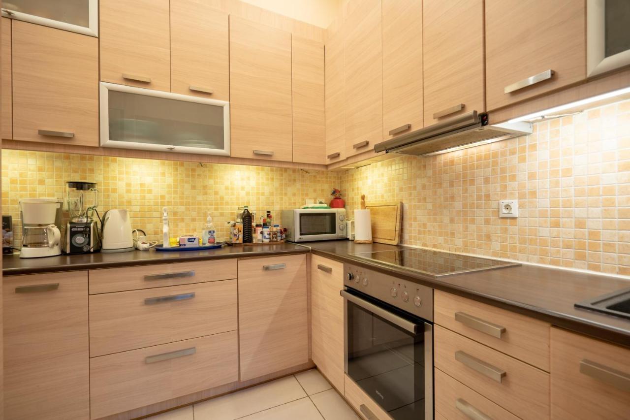 Acropolis Metro St.3 Bedrοοms 6 Persons Maisonette Athen Eksteriør bilde