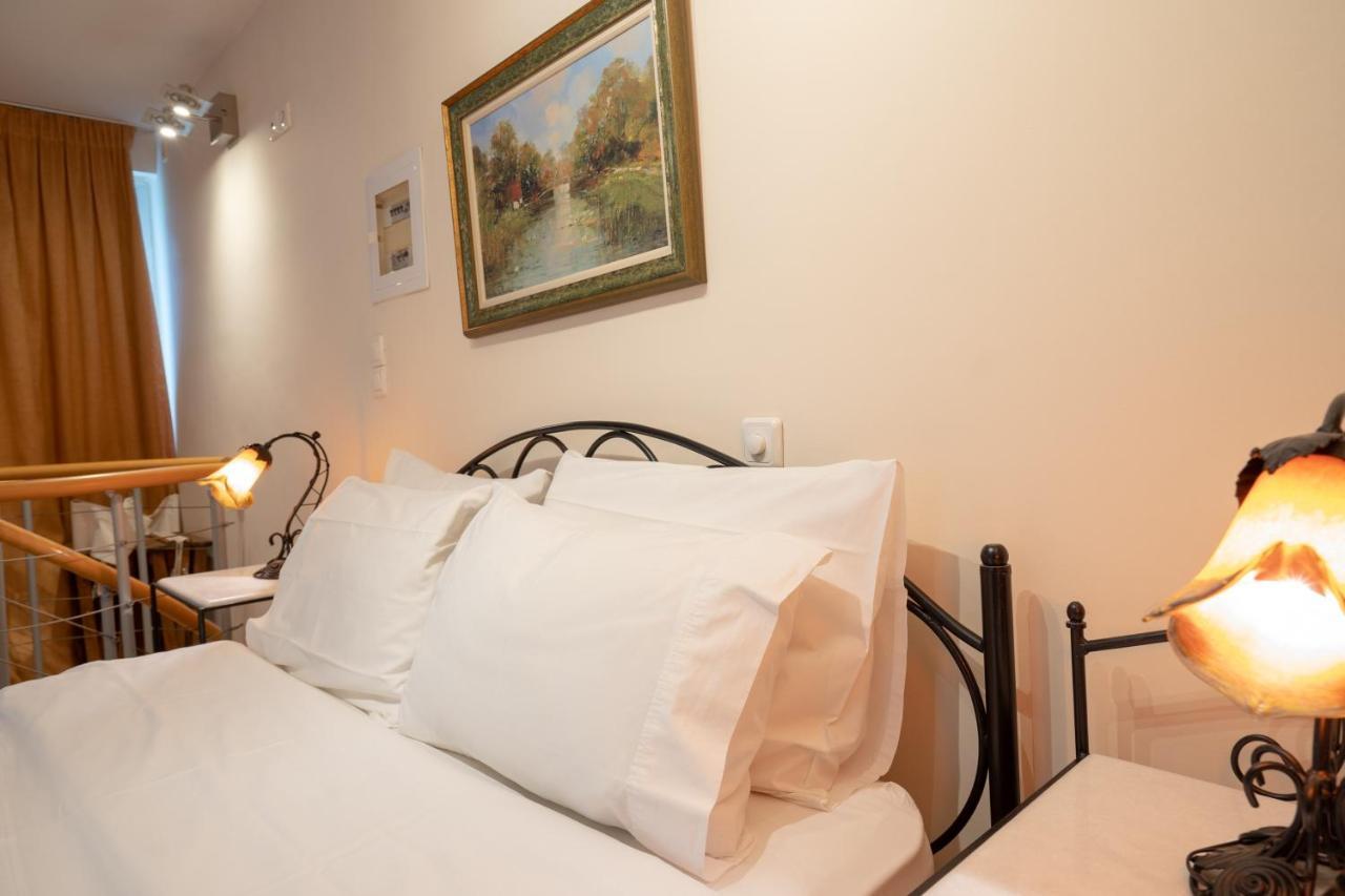 Acropolis Metro St.3 Bedrοοms 6 Persons Maisonette Athen Eksteriør bilde