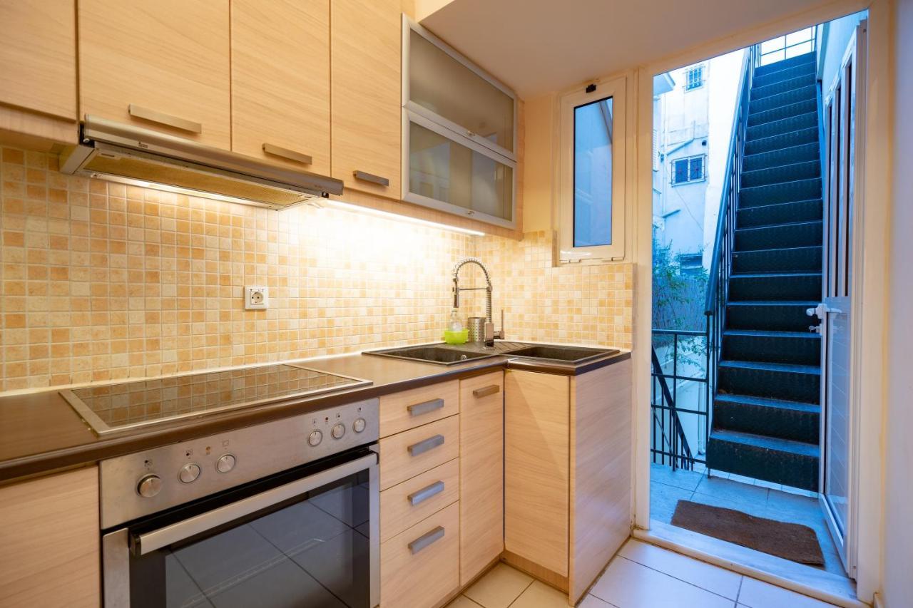 Acropolis Metro St.3 Bedrοοms 6 Persons Maisonette Athen Eksteriør bilde